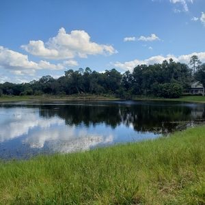 Selling clothes, shoes, jewelry